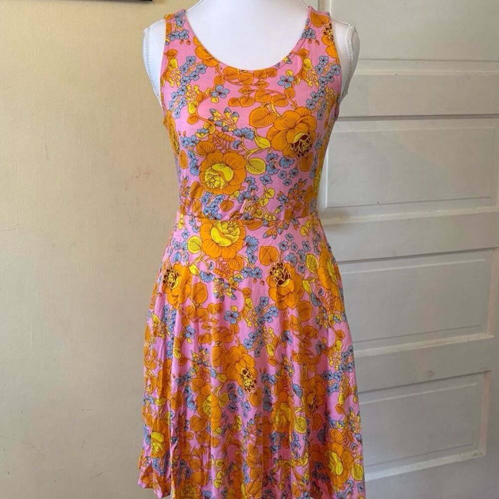 Woman's Fisher Dress Fit and Flare Floral Sleeveless tropical pockets wide strap
